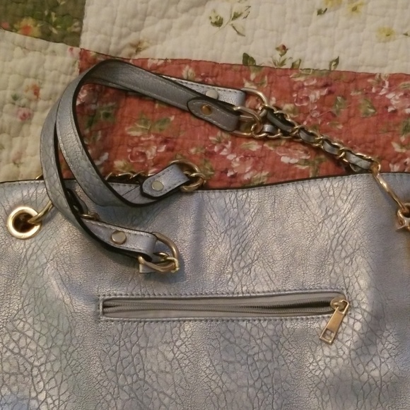 Purse - Picture 2 of 3